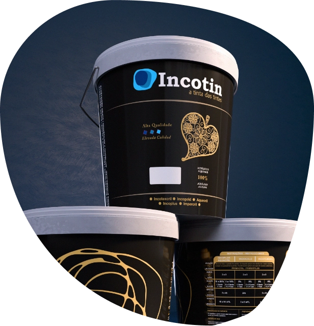 Vários baldes Incotin Premium empilhados em piramide